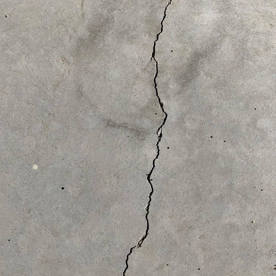 cracked concrete slab